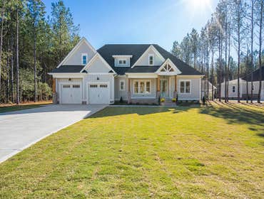 Photos by Crosswind Custom Homes LLC #1