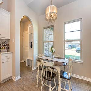 213 SIERRA VISTA