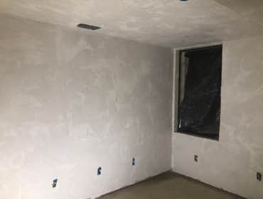 Plaster skip trowel installation Speers We installed 80 sheets of plasterboard and hard coated it with lime and gauging. Then we finished it with a ski