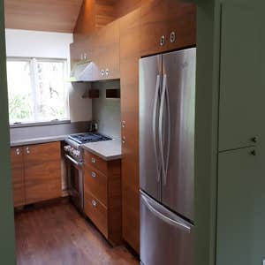 Custom build kitchen cabinets