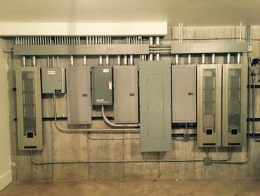 Photos by D Tech Systems Co. #1 - New Residential Project - Winnteka IL. -
Electrical Service 120/240V-400A,
Generator Transfer switch 120/240-200A,
Ho