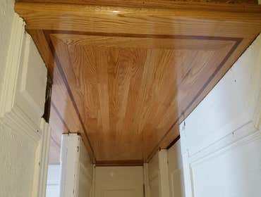 Common oak, top nail installation with mahogany inlay