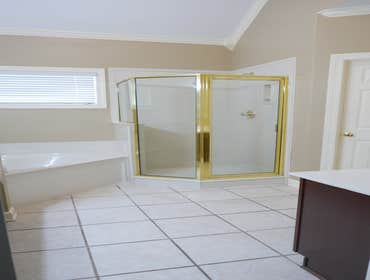Winoka Master Bathroom