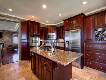 Clark Builders Inc Projects Whatever you're looking for in a home we can do!
1. New custom homes
2. Remodels
3. Kitchens
4. Bathrooms
5. Addi