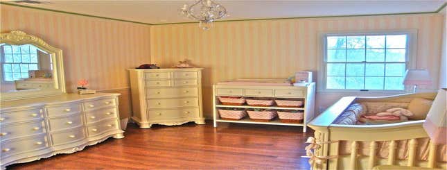 Photo(s) from Universal Painting & Decorating