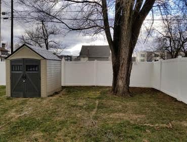 Vinyl Fence Projects