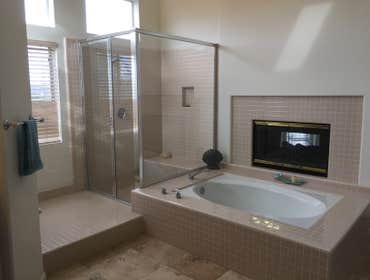 Master Suite Bath 2