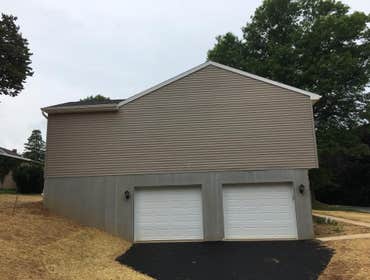Lindberg ave house