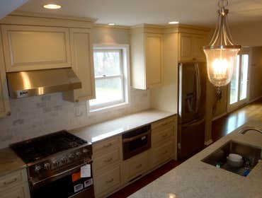 misc pics finished basement kitchen bath