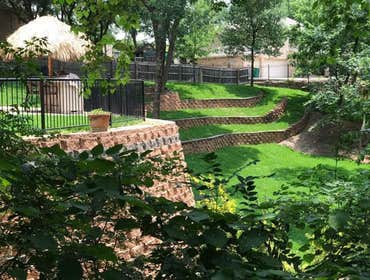 Retaining wall/sod grass