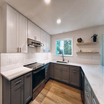 Golden Remodel & Const LLC