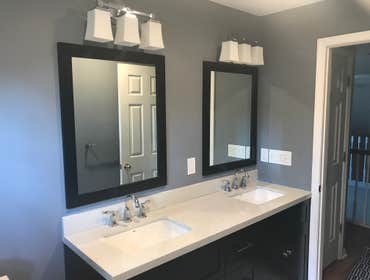 4213 W Tacon St This 5 bed/4 bath has over 3,500 SqFt of living space. 1st Floor features include Guest Suite with attached Full Bath leading out to Co