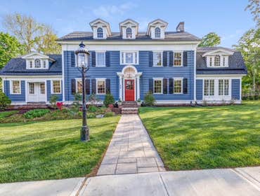 Lenox Pl Whole House Renovation. 7 New Bathrooms, New Kitchen, New hardwood floors, Painting, Deck, AC Units