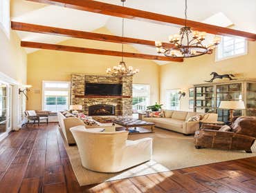 Lakefront Residence