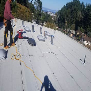 Hernandez Roofing Co