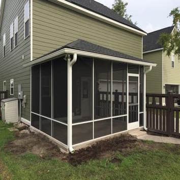Screen porch