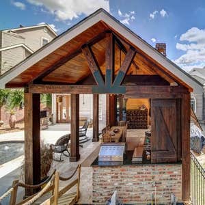Outdoor Kitchen
