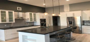 Paulleisse Contractor LLC
