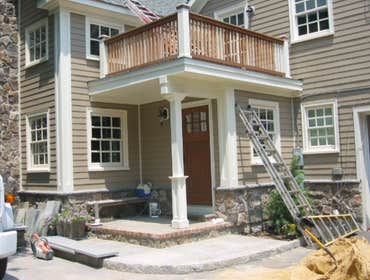 Guest Bath Handicap accessible full bath. originally built in 1950, this completely renovated bath is spacious with 3/4 height floor to ceiling tile,