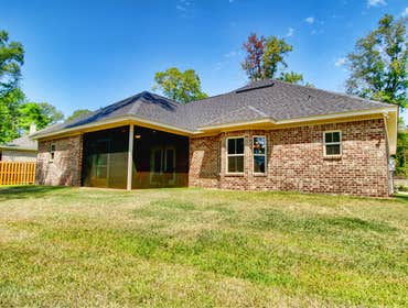 3373 Hardwood Dr.