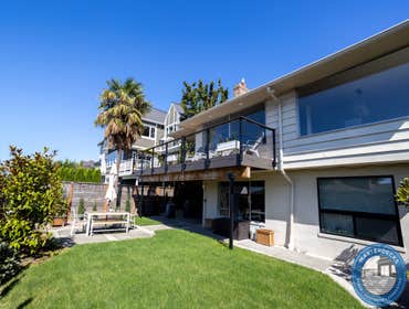 SCOTT PROJECT Materials Used for Beam and Posts:
Steel Beams: Structural steel beams are utilized to provide robust support and stability for the deck
