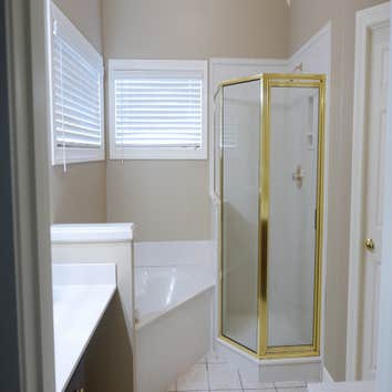 Winoka Master Bathroom