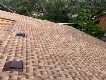 Roofer in Bradenton, FL