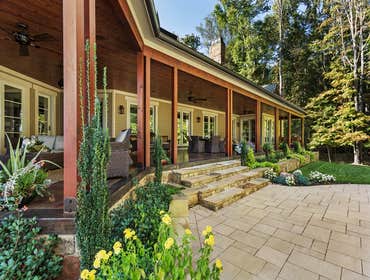 Lakefront Residence
