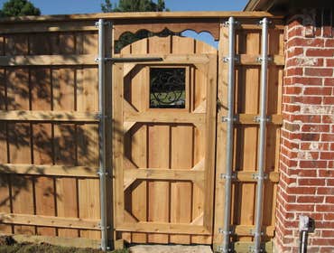 Dee's Deck & Fence, Inc. Project Exterior design