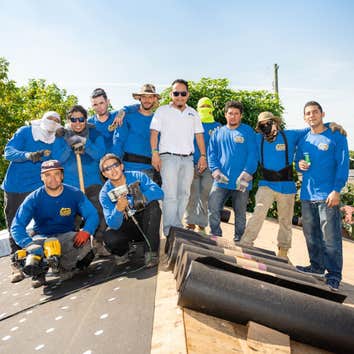 El Mago's Roofing Corp