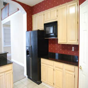 Williams Project Before and after of interior paint project that included painting all the ceilings, walls and woodwork.
My experience:
Barbara...