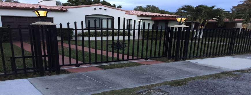 Fences by Naguessa Inc