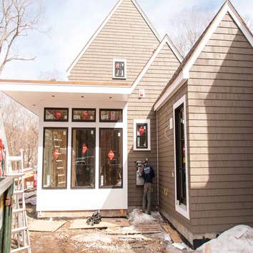 Photos by Keith Alves Carpenter Builder #1