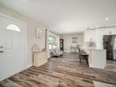 Photos by Differenza Homes #1