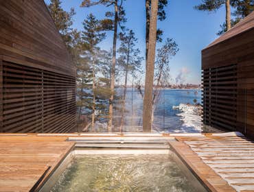 DECKHOUSE