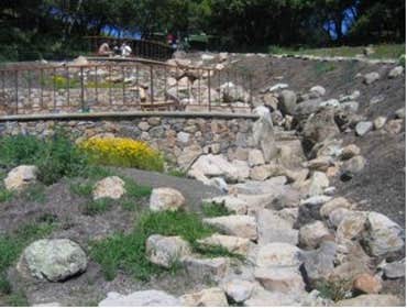 Sonoma County vineyard hardscaping