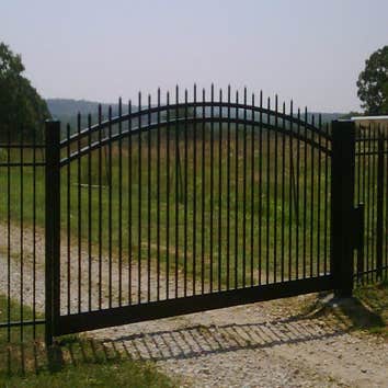 Aluminum Fence and Handrail