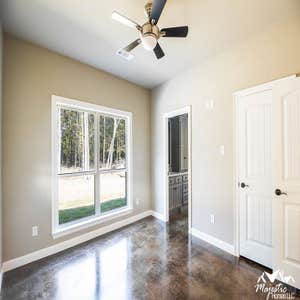 Bedroom and Common Area