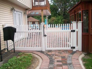 Vinyl Fences
