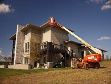 CUSTOM COLORS PAINTING COMPANY