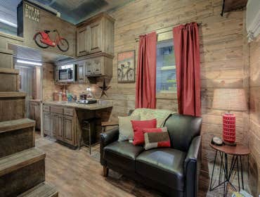 20' rustic cabin