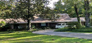 B&m Roofing & Construction LLC