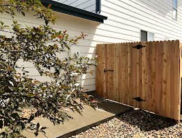 Photos by Bigfoot Fence #1
