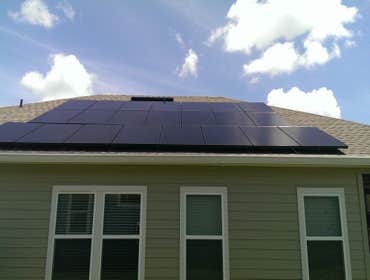 Solar power installation in Jacksonville