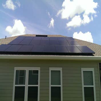 Solar power installation in Jacksonville