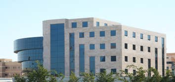 Menifa 225,850 sqft Mixed-Use
Ground floor retail & lobby 19,300 sqft
Five floors educational (college) space 88,250 sqft
Two underground parkin