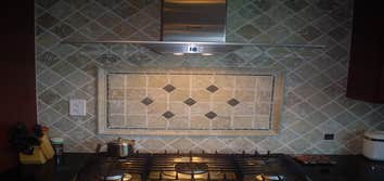 Kitchen Hood & Back Splash