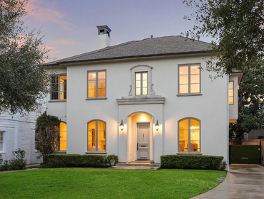 Exterior Painting & Stucco Repair – Full Home Renovation by Bager, LLC Exterior Painting & Stucco Repair – Full Home Renovation
This project consisted