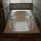 Project photos from Solid Surface Creations - DCI Tub Surround