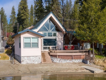 Exterior Before - Diamond Lake, WA